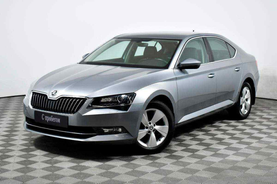 Автомобиль Skoda, Superb, 2015 года, AMT, пробег 68935 км