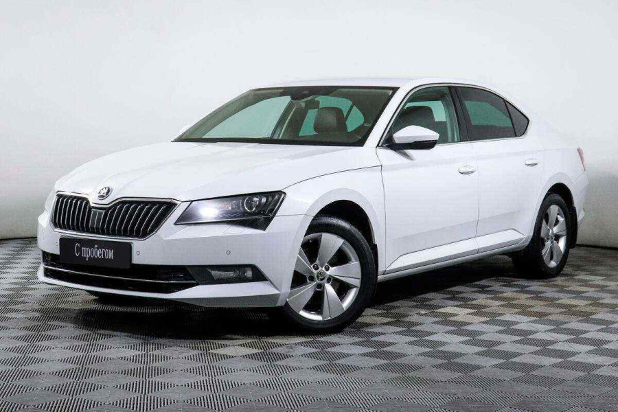 Автомобиль Skoda, Superb, 2017 года, AMT, пробег 110906 км