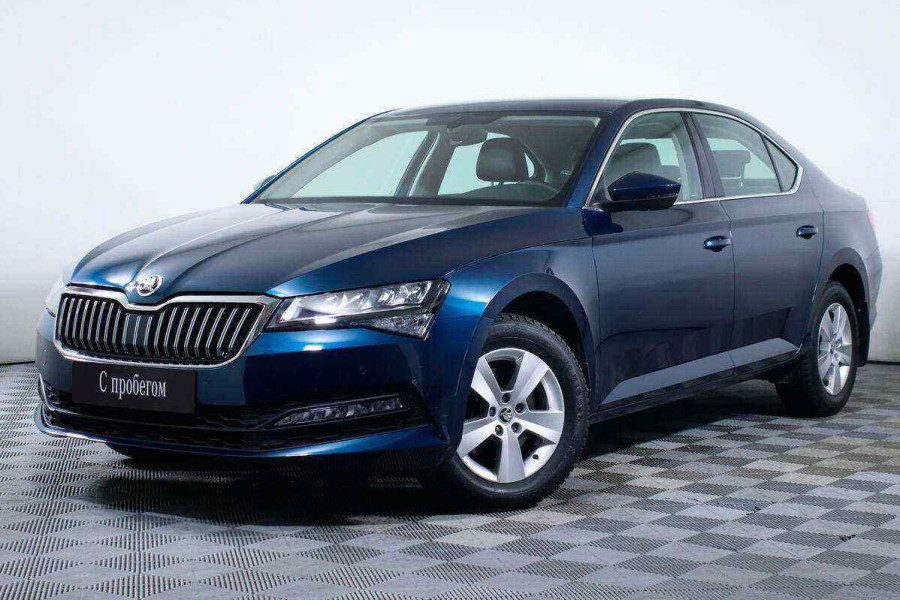 Автомобиль Skoda, Superb, 2021 года, AMT, пробег 10452 км