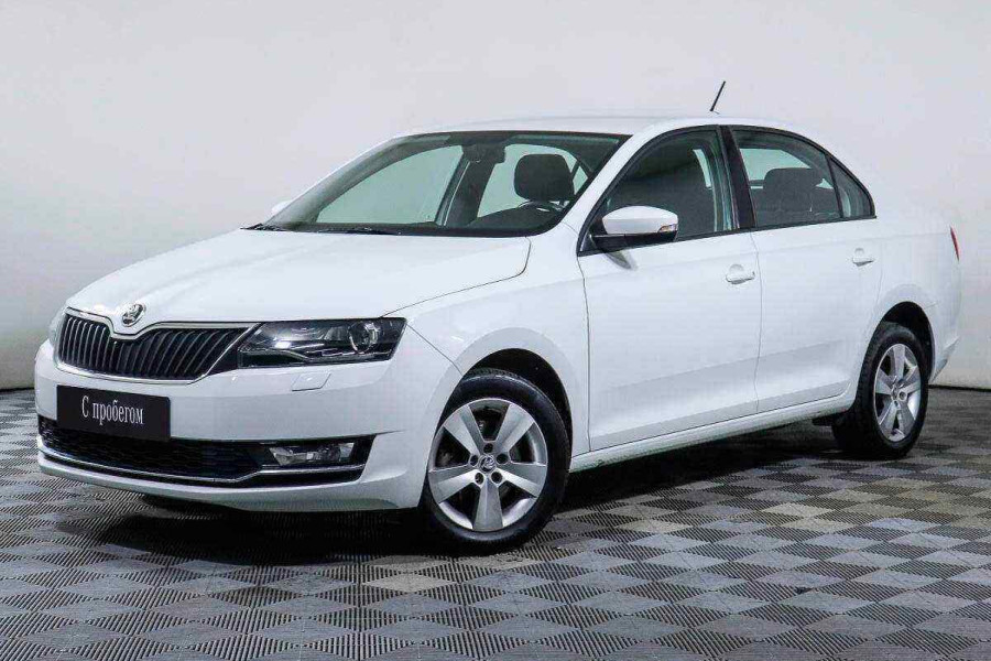 Автомобиль Skoda, Rapid, 2018 года, AT, пробег 35433 км