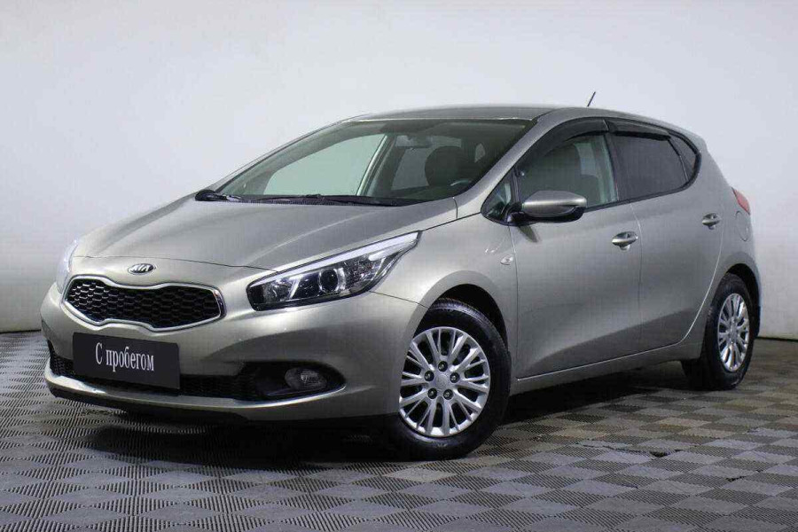 Автомобиль Kia, Ceed, 2014 года, MT, пробег 9490 км