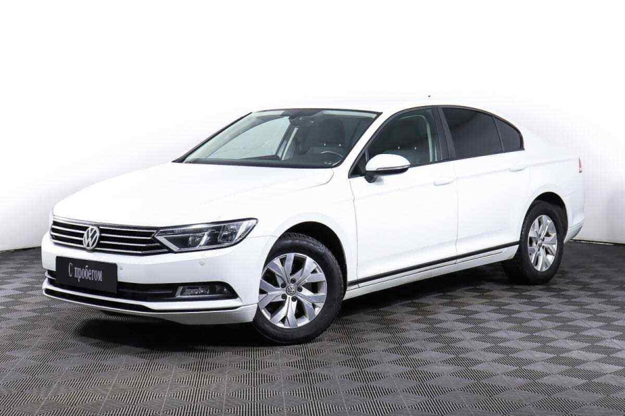 Автомобиль Volkswagen, Passat, 2017 года, AMT, пробег 94469 км