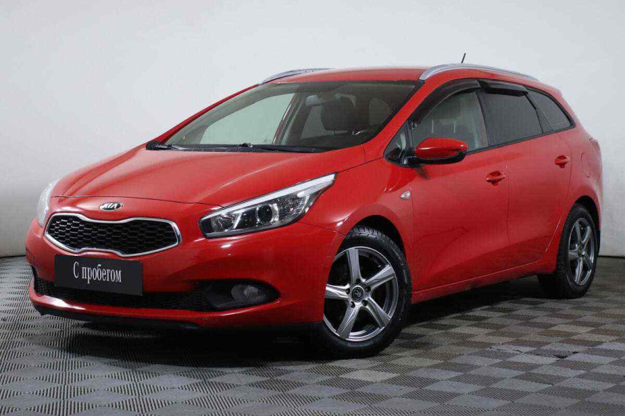 Автомобиль Kia, Ceed, 2014 года, MT, пробег 98449 км