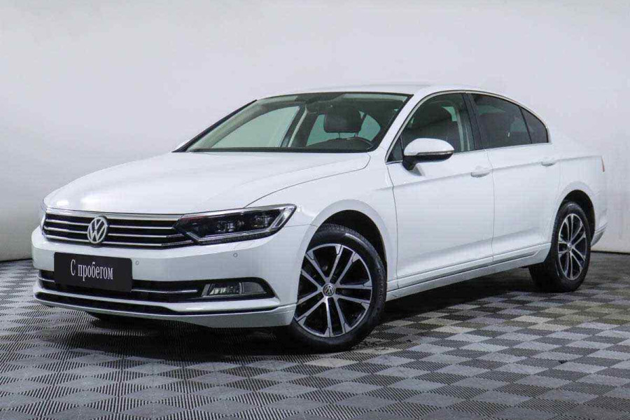 Автомобиль Volkswagen, Passat, 2019 года, AMT, пробег 30124 км