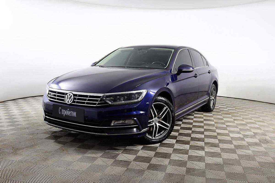 Автомобиль Volkswagen, Passat, 2018 года, AMT, пробег 141641 км