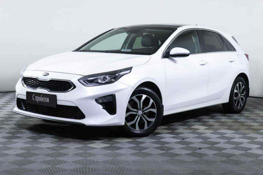 Автомобиль Kia, Ceed, 2018 года, AMT, пробег 83517 км