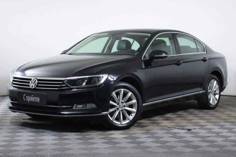 Автомобиль Volkswagen, Passat, 2018 года, AMT, пробег 132478 км