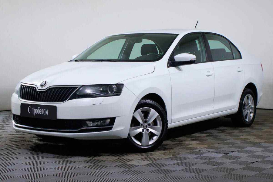 Автомобиль Skoda, Rapid, 2018 года, AT, пробег 131271 км