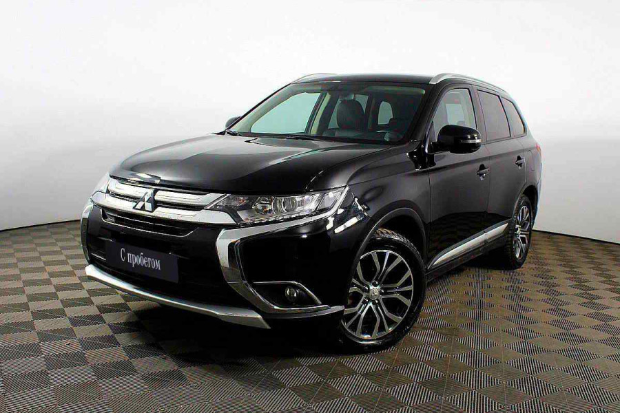 Автомобиль Mitsubishi, Outlander, 2016 года, CVT, пробег 56724 км