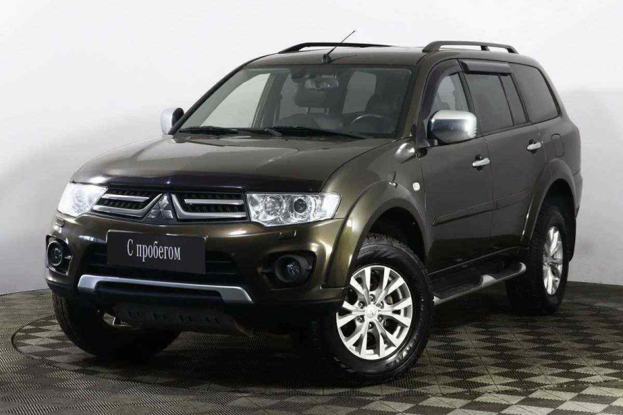 Автомобиль Mitsubishi, Pajero Sport, 2015 года, AT, пробег 75877 км