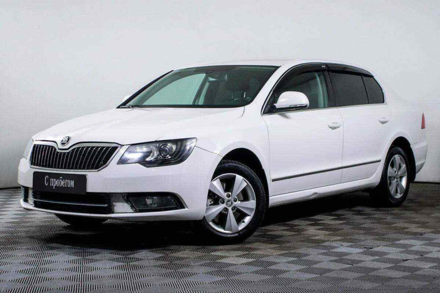 Автомобиль Skoda, Superb, 2015 года, AMT, пробег 99550 км