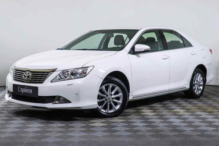 Автомобиль Toyota, Camry, 2014 года, AT, пробег 48237 км