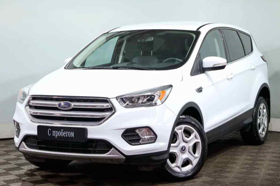 Автомобиль Ford, Kuga, 2017 года, AT, пробег 42714 км