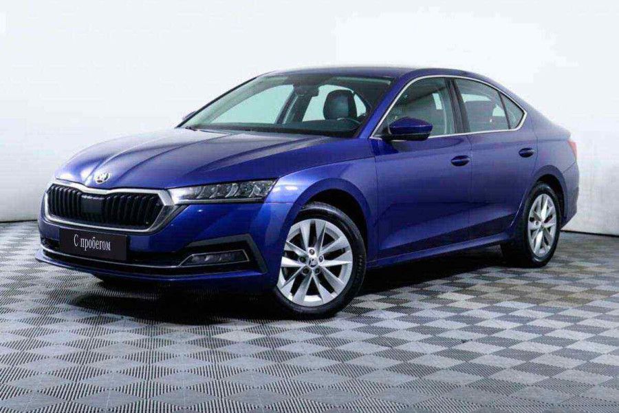 Автомобиль Skoda, Octavia, 2021 года, AMT, пробег 38636 км